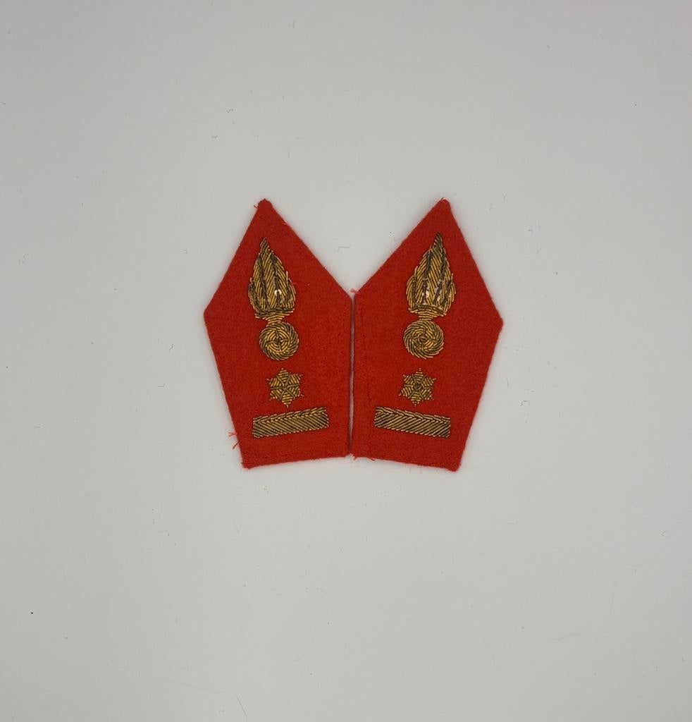 Kraagspiegels majoor, Verzamelen, Ophalen, Rijkswacht