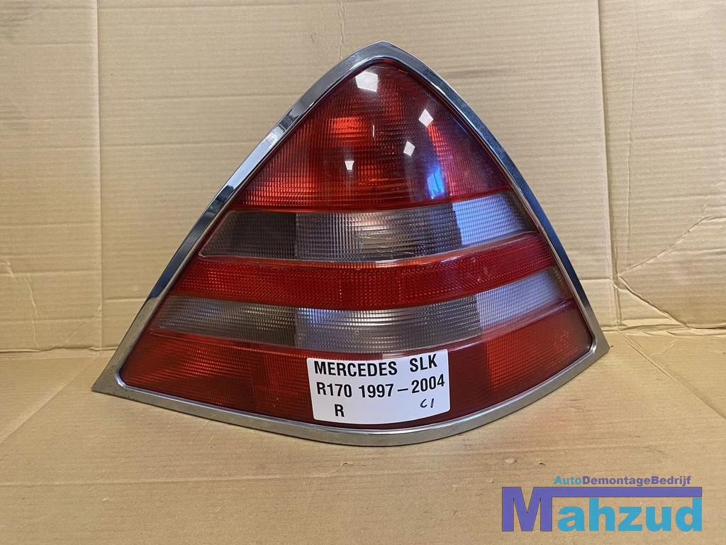 MERCEDES SLK R170 Rechts achterlicht met chrome rand 1996-20, Gebruikt, Mercedes-Benz AG, Mercedes-Benz, Mercedesstrasse 120
70372  Stuttgart, DE
