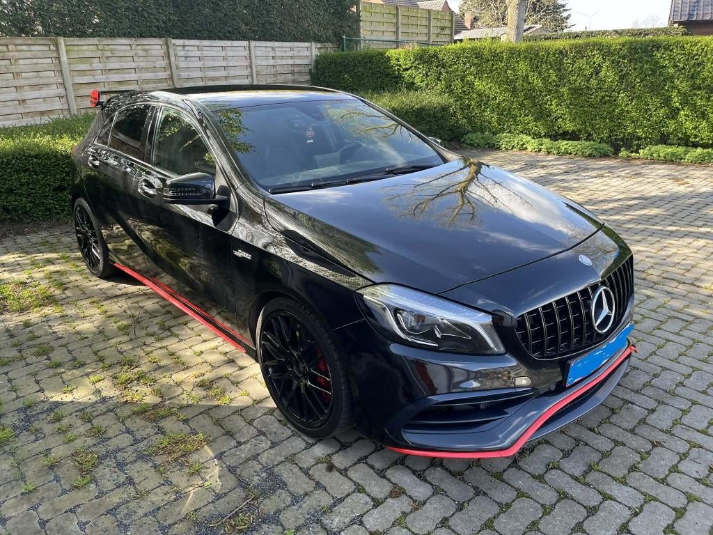 Mercedes A45 amg, Auto's, Automaat, 4 cilinders, Zwart, Leder