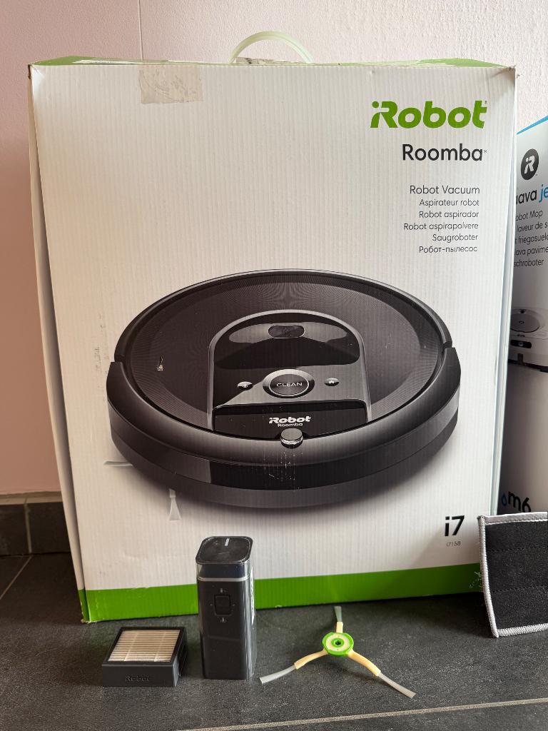 Roomba aspirateur et Roomba laveur, Elektronische apparatuur, Stofzuigers, Ophalen of Verzenden, Gebruikt, Reservoir, Stofzuiger