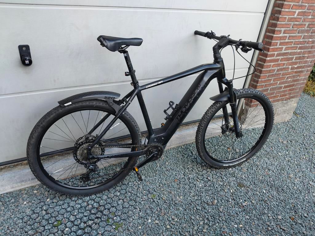 Vélo de montagne électrique Thompson, Autres marques, 10 à 15 vitesses, 57 à 61 cm, Enlèvement