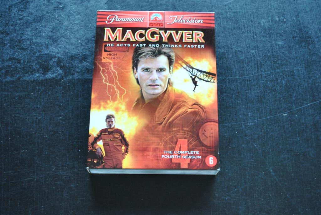 Intégrale DVD Mac Gyver Saison 4 Complet, CD & DVD, DVD | TV & Séries télévisées, Enlèvement ou Envoi, Utilisé, Action et Aventure