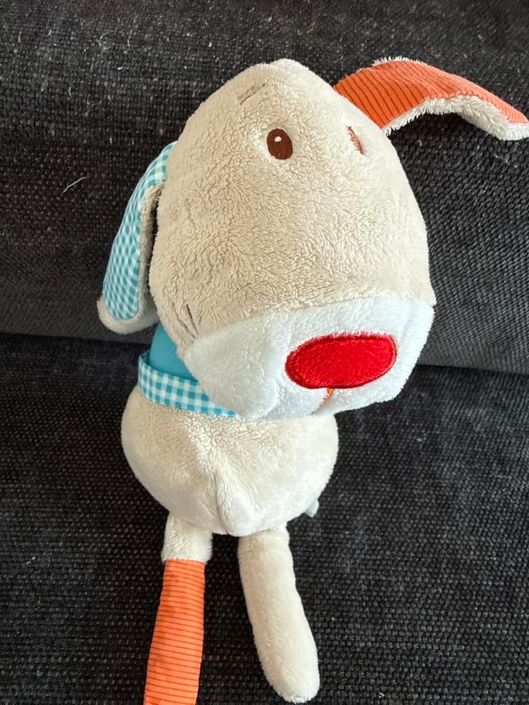 Joli jouet en forme de lapin - peluche douce (très bon état), Enfants & Bébés, Jouets | Peluches, Neuf, Lapin, Petit (moins de 20 cm)