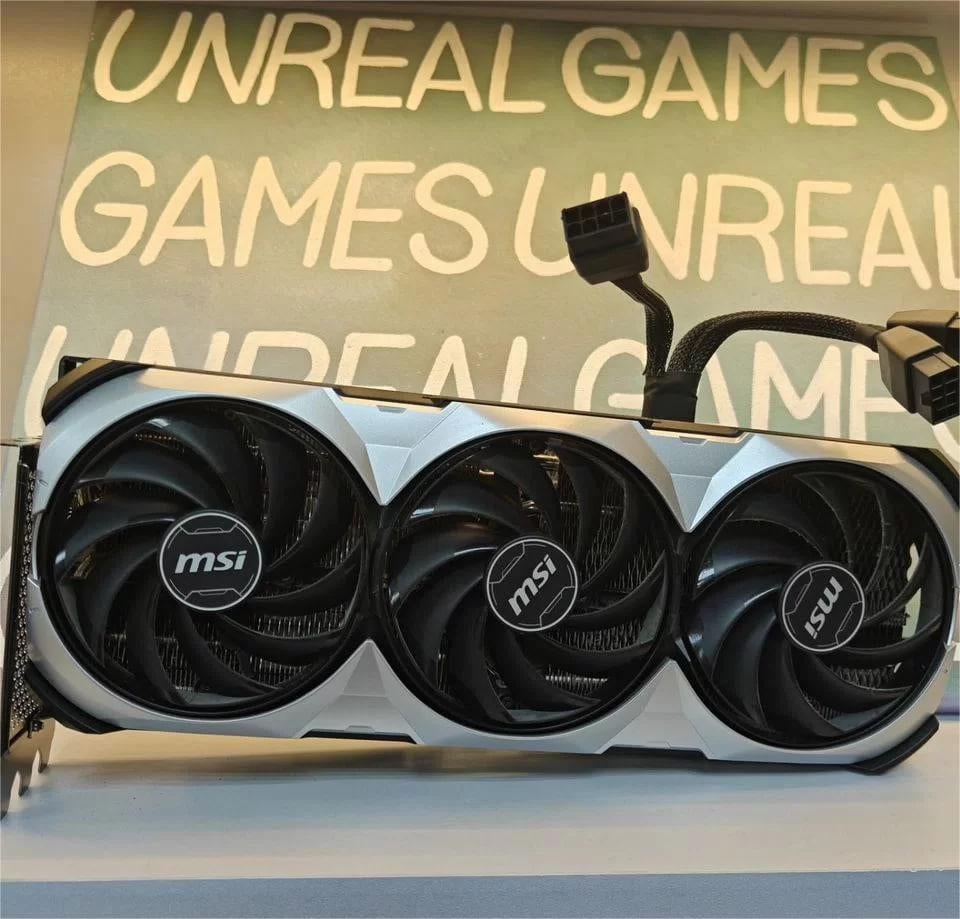 MSI RTX 4080 Ventus 16 Go, HDMI, Enlèvement ou Envoi, GDDR6, Comme neuf