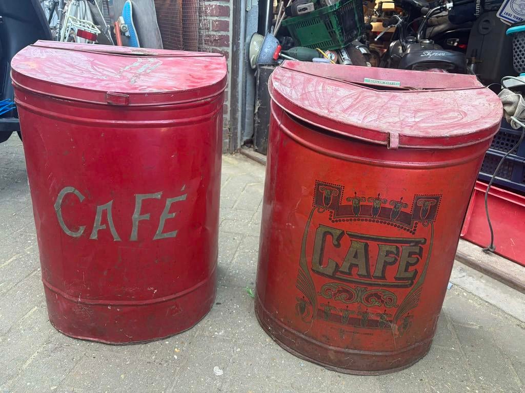 2 oude grote koffieblikken, Ophalen, Gebruikt, Gebruiksvoorwerp