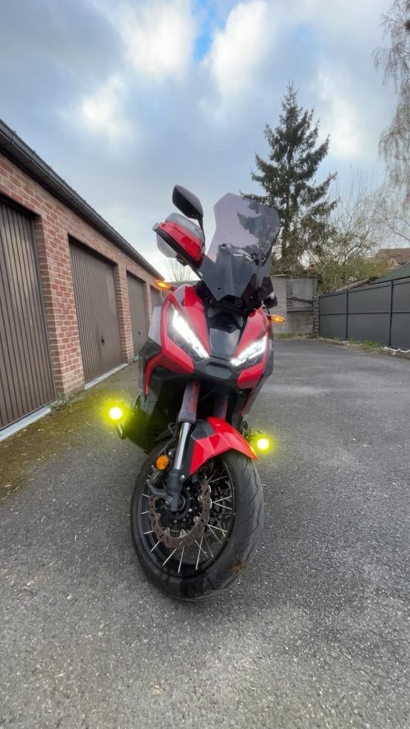 Xadv 750, Bedrijf