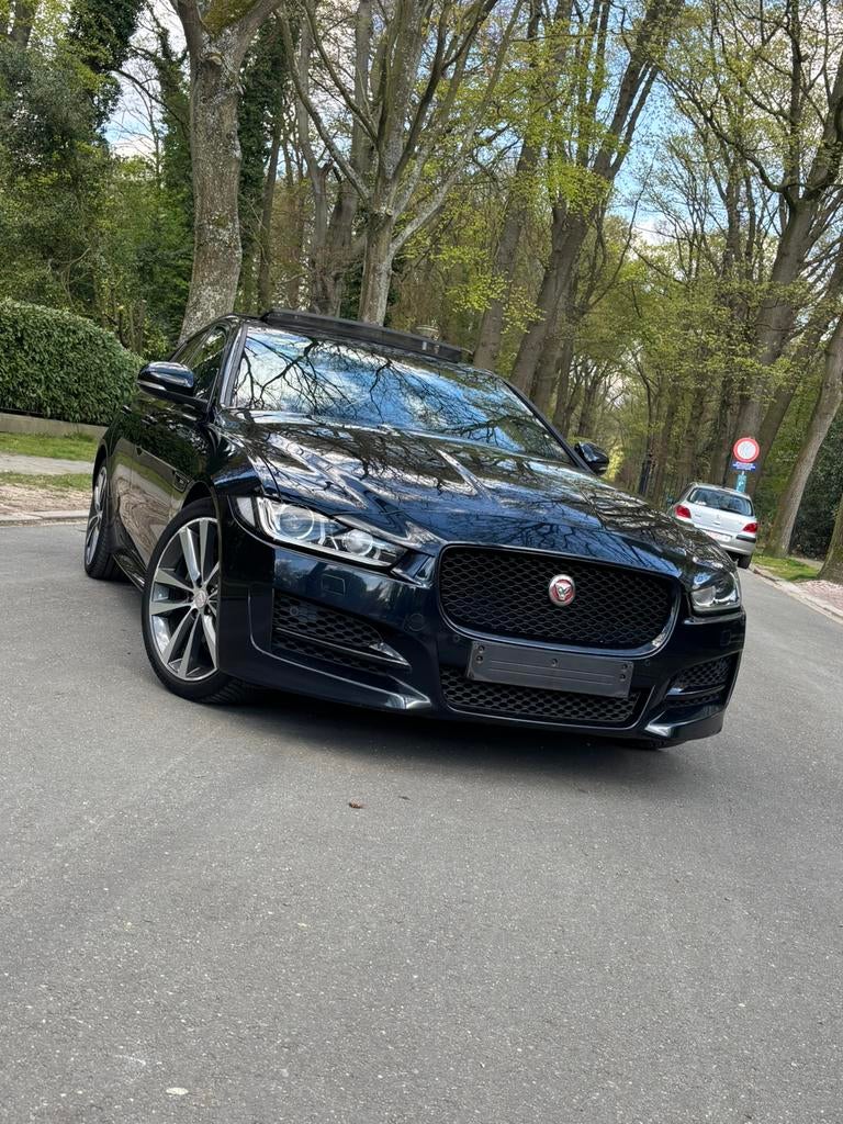 Jaguar xe 2016 Eruo 6b, Auto's, Jaguar, Automaat, Euro 6, Zwart, Bedrijf