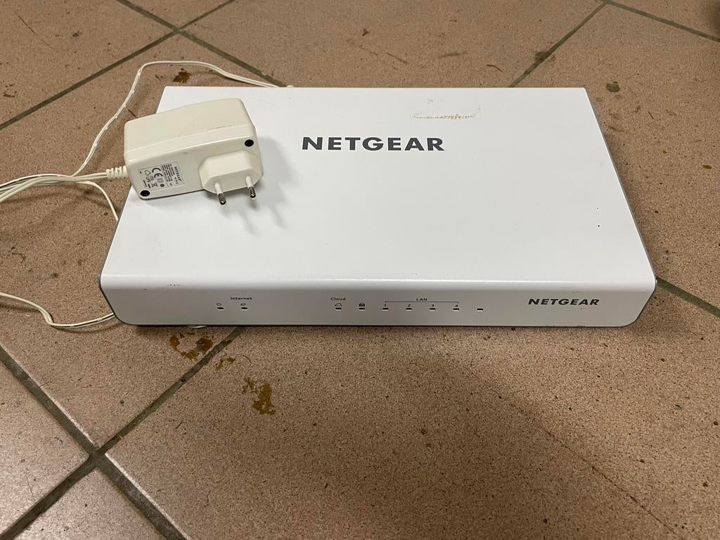 Netgear BR500, Computers en Software, Routers en Modems, Zo goed als nieuw, Ophalen