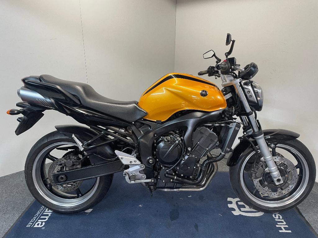 Yamaha FZ6 S2 MY'06 réf. COMME 3334, Entreprise, Occasion, Plus de 35 kW, 4 cylindres