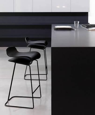 ***3x Kristalia BCN design barkrukken/Harry&Camila ***, Maison & Meubles, Métal, Comme neuf, 60 à 90 cm, 5 tabourets ou plus