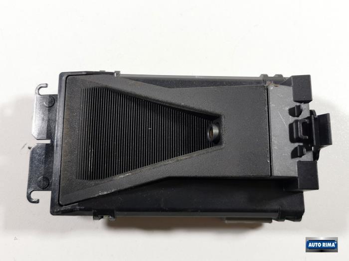 Caméra avant d'un Volvo V60, -, 3 mois de garantie, -, -