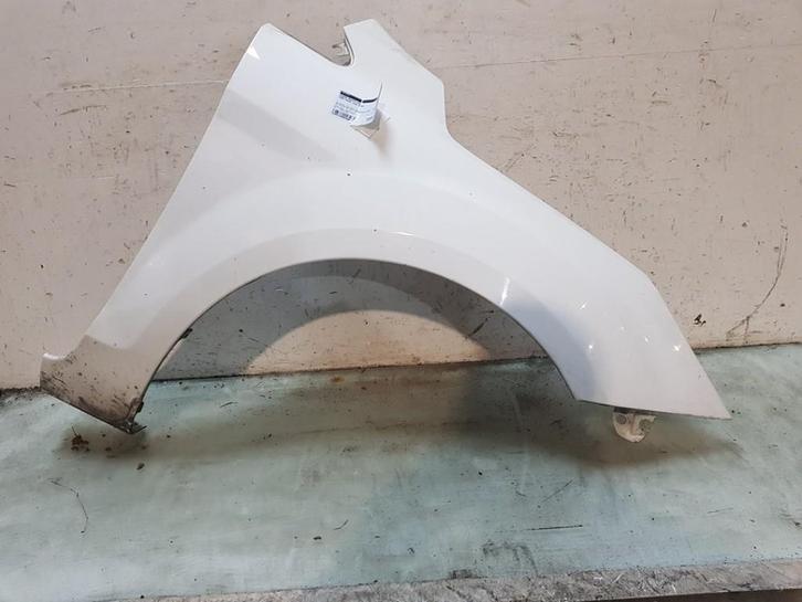 AILE AVANT DROITE Focus 2 Wagon (|1521596|P8M51A16008AE|), Autos : Pièces & Accessoires, Carrosserie & Tôlerie, Garde-boue, Ford