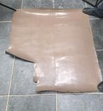 Cuir verni taupe robuste, Hobby & Loisirs créatifs, Tissus & Chiffons, Enlèvement ou Envoi