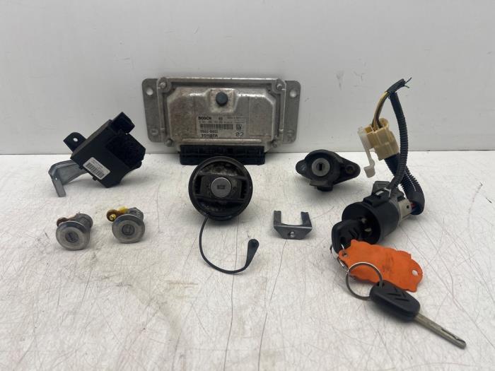 Serrure de contact + ordinateur d'un Citroen C1, -, 3 mois de garantie, Utilisé, -