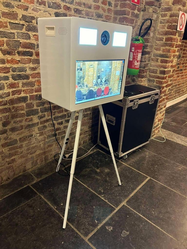 Photomaton - Photobooth - Borne a Selfie, Hobby & Loisirs créatifs, Enlèvement, Comme neuf