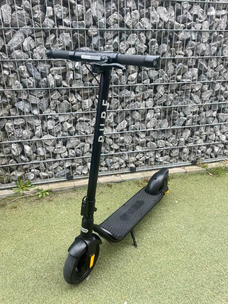Trottinette électrique Pure Air 3, Vélos & Vélomoteurs, Trottinettes, Neuf, Step électrique (E-scooter), Enlèvement