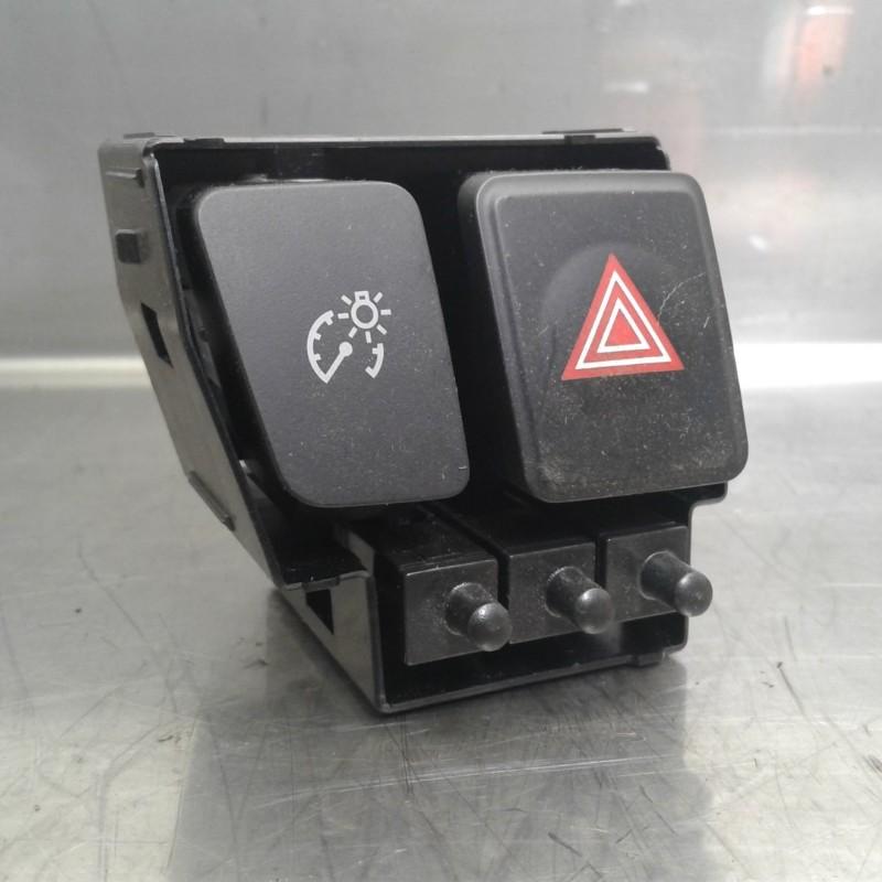 COMMUTATEUR DE FEUX DE DETRESSE Toyota Prius Plus (ZVW4), Utilisé, Toyota