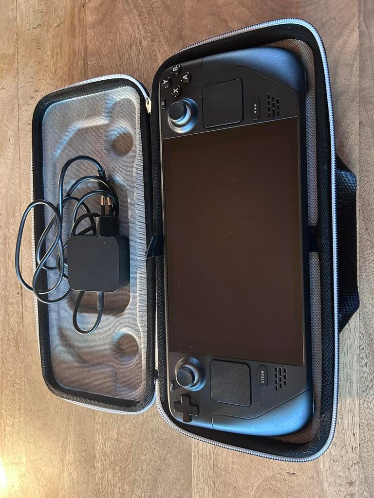 Steam Deck LCD 1TB, Games en Spelcomputers, Spelcomputers | Overige, Verzenden, Zo goed als nieuw