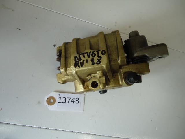 NT650V 1998 - 2001 Honda Remklauw D1-20978