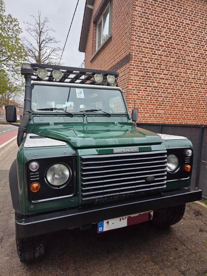 Defender 90 TD5 - lage km's!, Autos, Land Rover, Particulier, ABS, Air conditionné, Alarme, Verrouillage central, Toit ouvrant