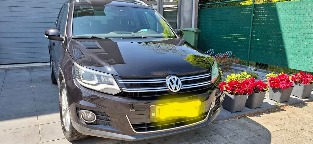 VW Tiguan 1.4 TSI essence, Cuir, Achat, Boîte manuelle, Noir