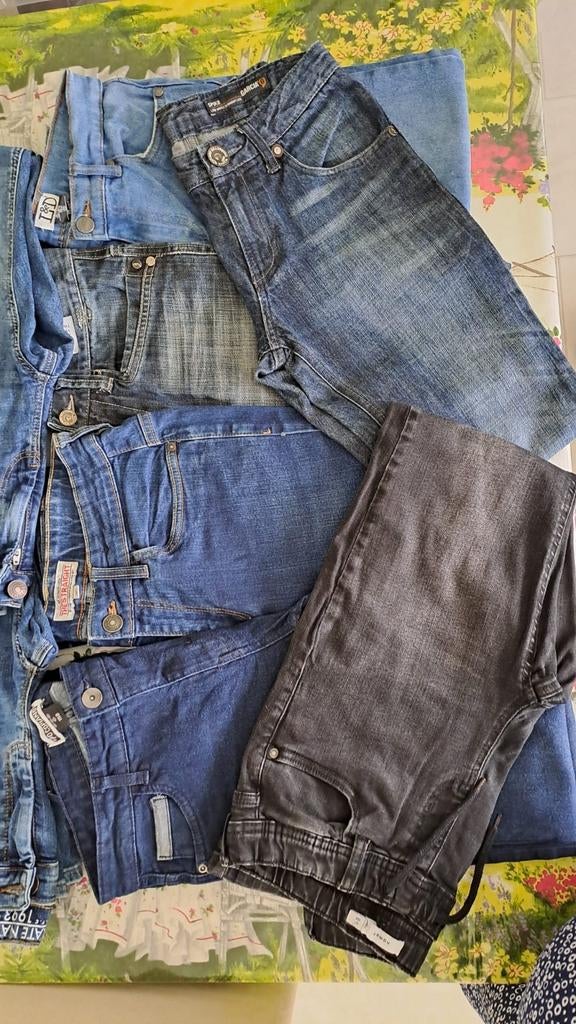 Kinderbroek 146 tot 158, Ophalen