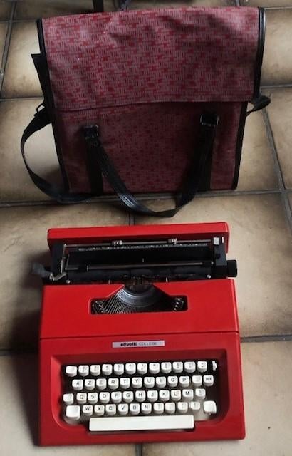 olivetti college azerty typemachine+opbergcase(jaren '70), Ophalen of Verzenden, Gebruikt