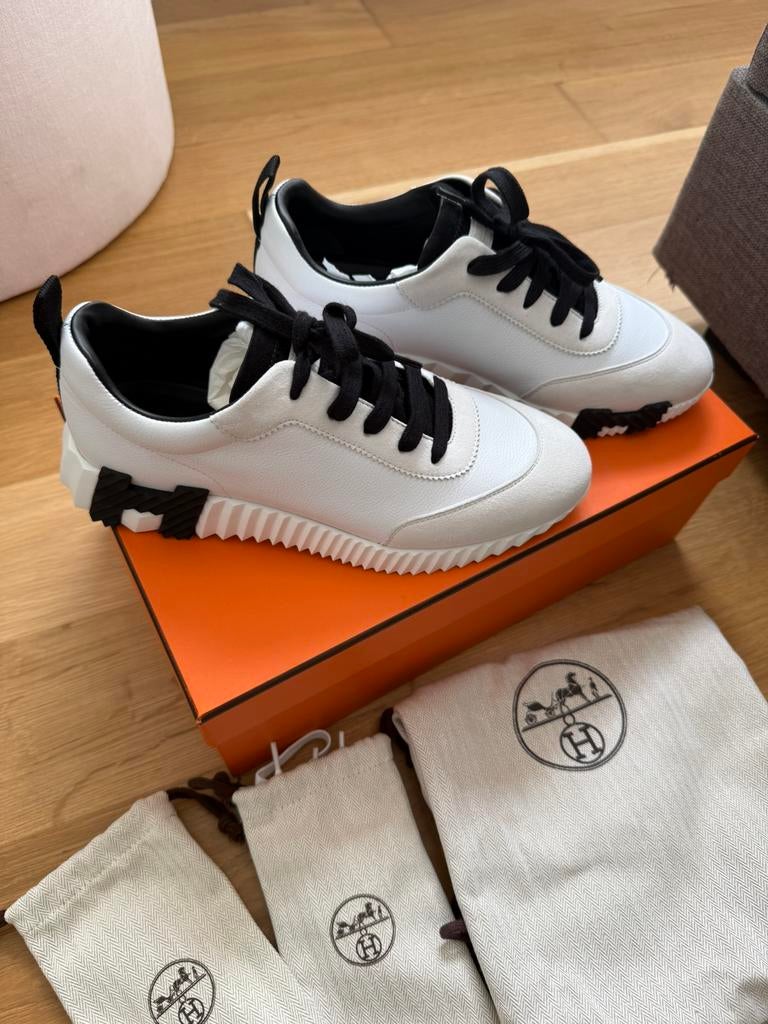 Nieuwe hermes bouncing sneakers, Kleding | Dames, Schoenen, Ophalen of Verzenden, Nieuw, Sneakers