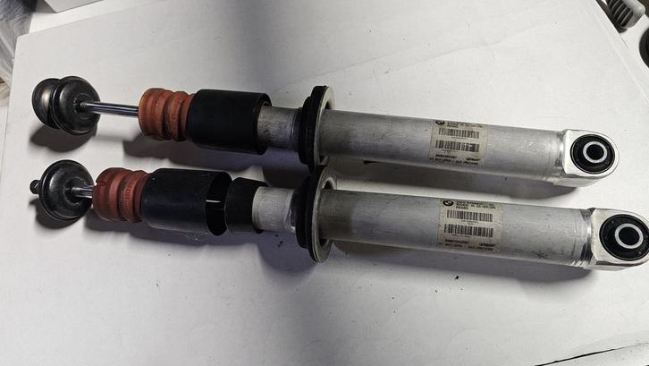 Schokdemper set achterzijde  BMW 5 Serie E60 sedan  33526766, Autos : Pièces & Accessoires, Suspension & Châssis, BMW, Utilisé