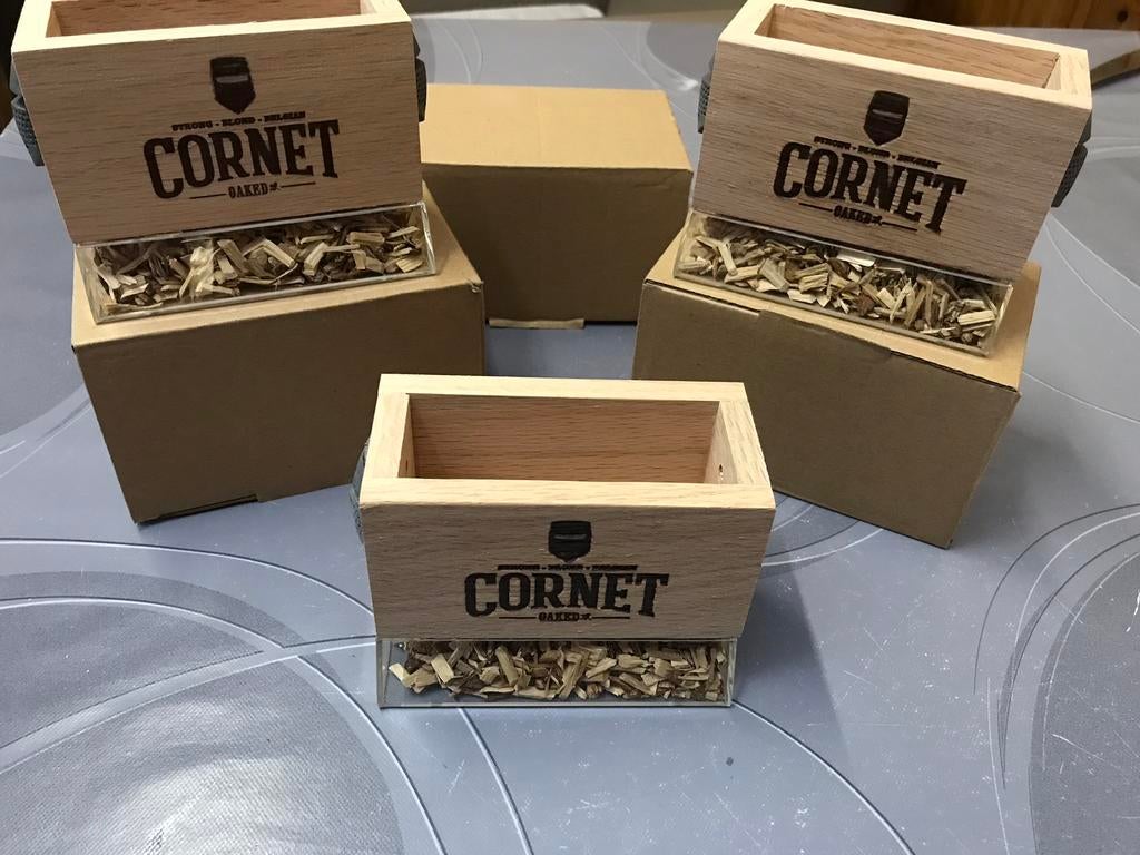 Porte-cartes à bière en chêne Cornet, 3 pour 10€, Collections, Marques & Objets publicitaires, Neuf, Autres types, Enlèvement ou Envoi