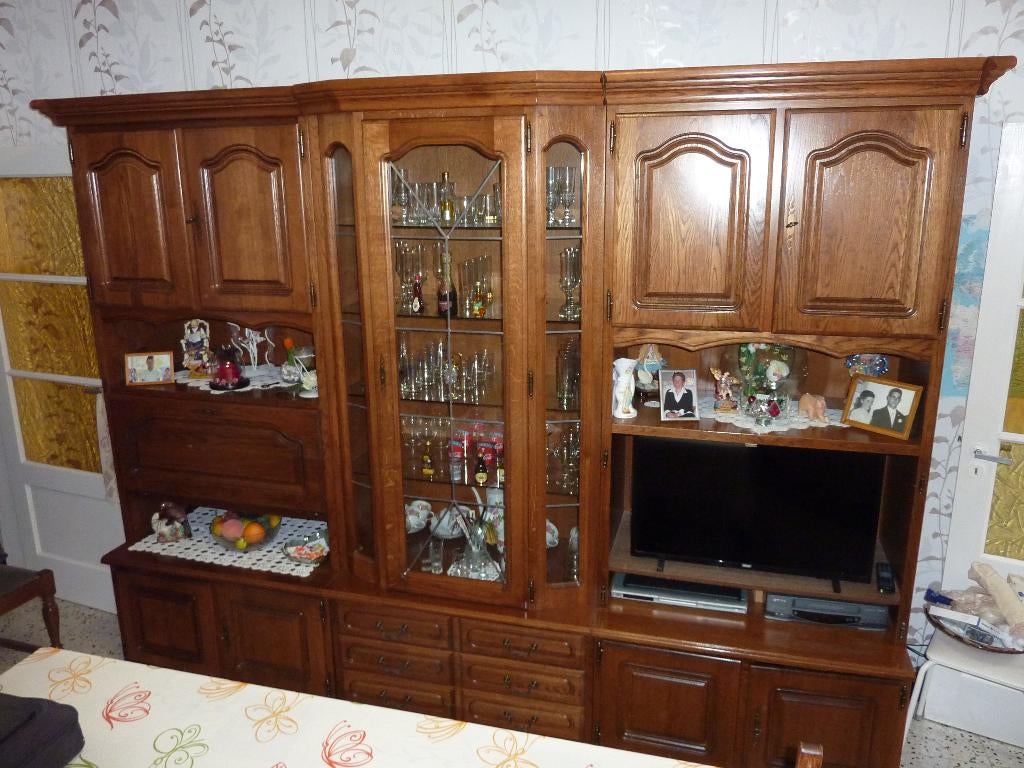 BUFFET A DONNER, Maison & Meubles, Avec tablette(s), 200 cm ou plus, Comme neuf, Chêne