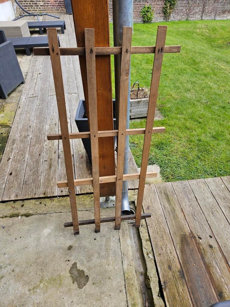 Treillis en bois pour plante grimpante, Enlèvement, Utilisé, 1 à 2 mètres, Moins de 3 mètres