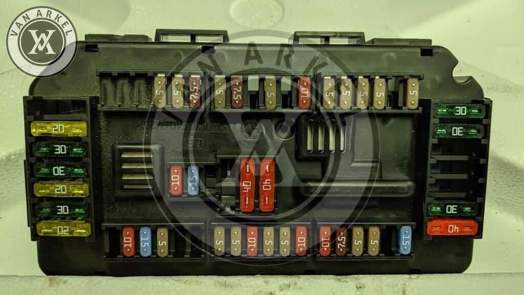 Bmw 1 2 3 4 X Serie Fuse Box Zekeringskast Stroomverdeler N1, Gebruikt, -, -, Ophalen of Verzenden