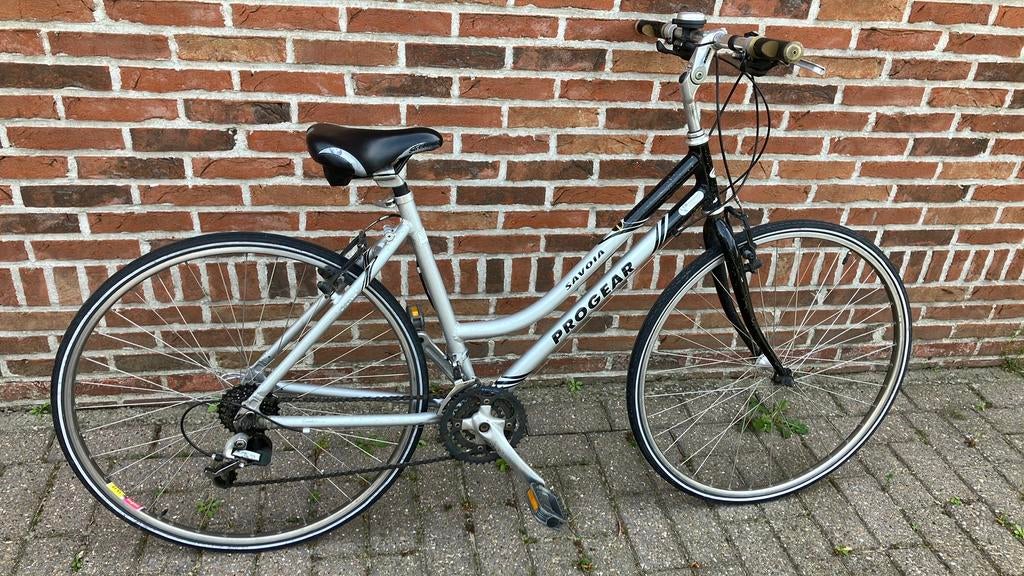 Fitnessfiets / damesfiets, Fietsen en Brommers, Ophalen, Zo goed als nieuw