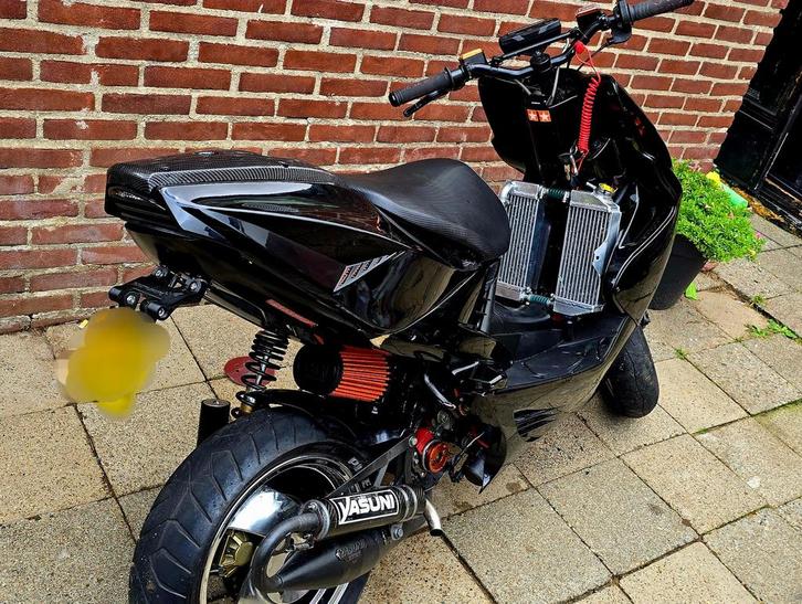 Aerox 70 cc stage 6 fulStage 1 getunt. Sprinter ruilen kan, Fietsen en Brommers, Scooters | Yamaha, Zo goed als nieuw, Aerox, Tweetakt