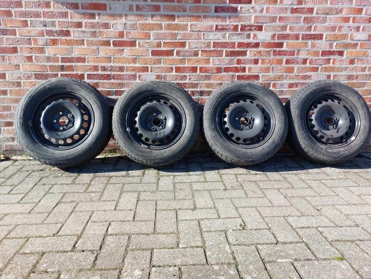 4 wielen voor volkswagen golf vanaf 2003, Auto-onderdelen, Banden en Velgen, Banden en Velgen, Winterbanden, 15 inch, 195 mm, Personenwagen