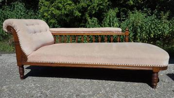 Antiek jugendstil sofa beschikbaar voor biedingen