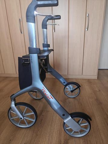 Rollator TRUST Let's Fly beschikbaar voor biedingen