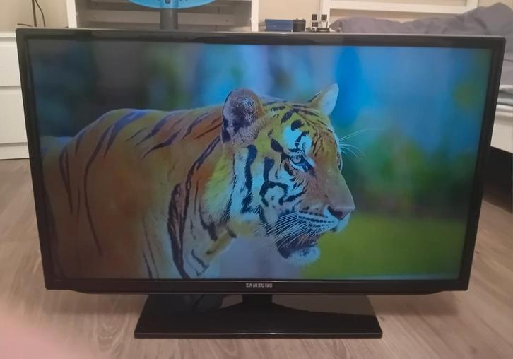Samsung 32 inch tv, Audio, Tv en Foto, Televisies, Zo goed als nieuw, LED, 80 tot 100 cm, HD Ready (720p), Samsung, 50 Hz, Smart TV