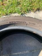 1 band - 225/40R19 93W, Ophalen, Zo goed als nieuw