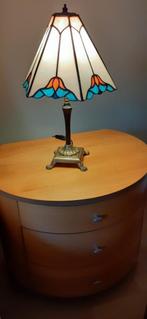 lampadair antiek met handgemaakt glas/smeedijzer, Ophalen