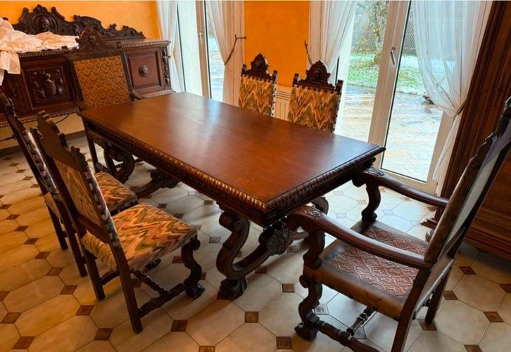 Renaissance eetkamerset, Huis en Inrichting, Complete eetkamers, Ophalen of Verzenden