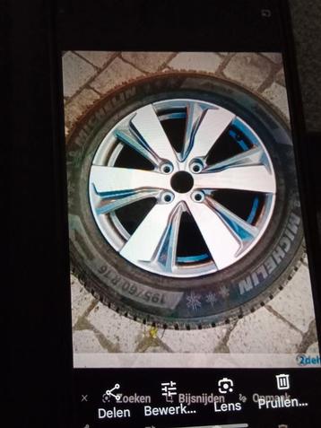 Winterbanden ( 4 )met mooie aluminium velgen  Peugeot 2008  beschikbaar voor biedingen