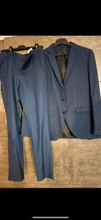À vendre costume bleu homme, Vêtements | Hommes, Costumes & Vestes, Bleu, Porté