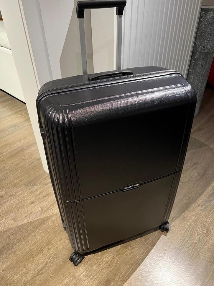 Samsonite orfeo reiskoffer 81cm (nieuw!), Handtassen en Accessoires, Koffers, Nieuw, Hard kunststof, 70 cm of meer, 35 tot 45 cm