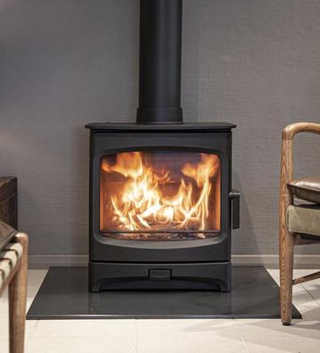 Houtkachel Charnwood Aire 7   beschikbaar voor biedingen