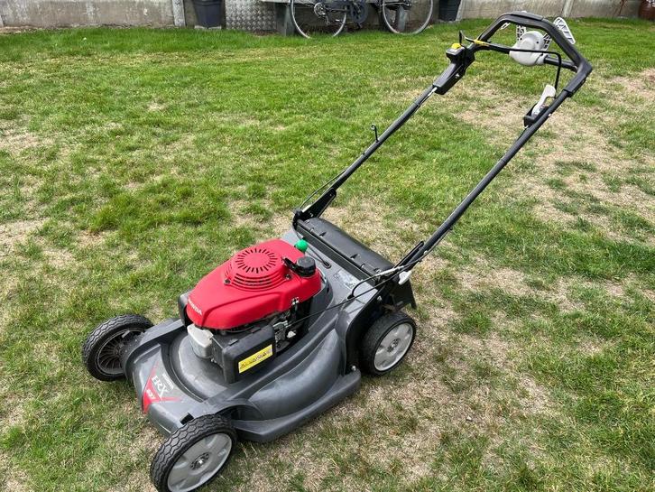 Grasmaaier honda hrx 537mulcher zelftrekker 6pk, Tuin en Terras, Grasmaaiers, Gebruikt, Benzine-grasmaaier, 50 cm of meer, Cirkelmaaier