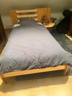 Eenpersoonsbed twee stuks, Huis en Inrichting, Slaapkamer | Bedden, Ophalen, Eenpersoons, 210 cm, Hout