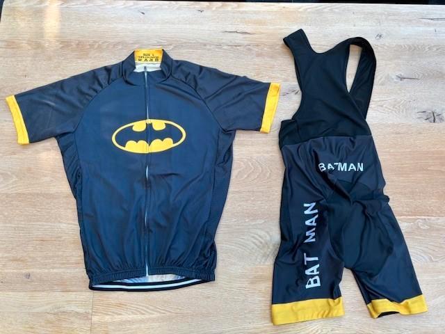 Batman cycling set - short sleeve (L), Fietsen en Brommers, Fietsaccessoires | Fietskleding, Gebruikt, Heren, Bovenkleding, L