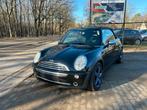 Mini cooper cabrio 1.6 benzine bj 2005 km 212.000, Auto's, Voorwielaandrijving, 4 zetels, Stof, Zwart
